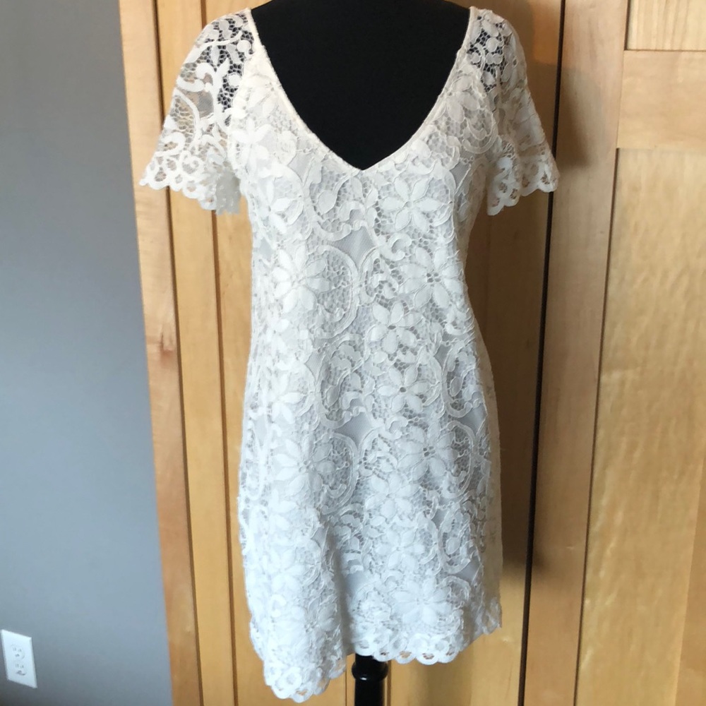 BB Dakota white lace shift dress